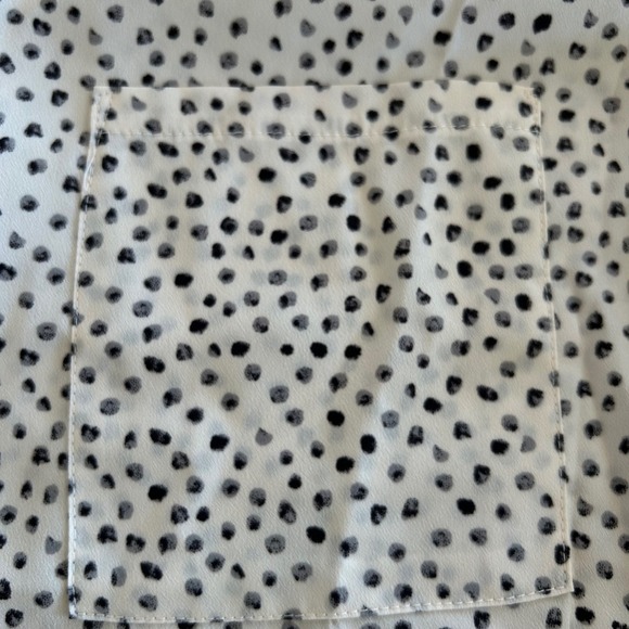 ASTR The Label Cream Olive Multi Dot Print Button Up Shirt Blouse Size Med NWT - Picture 8 of 13